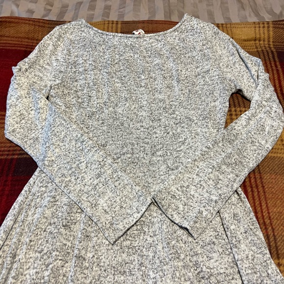 Grey sweater dress.  Dolan.  Size small. - Picture 5 of 8